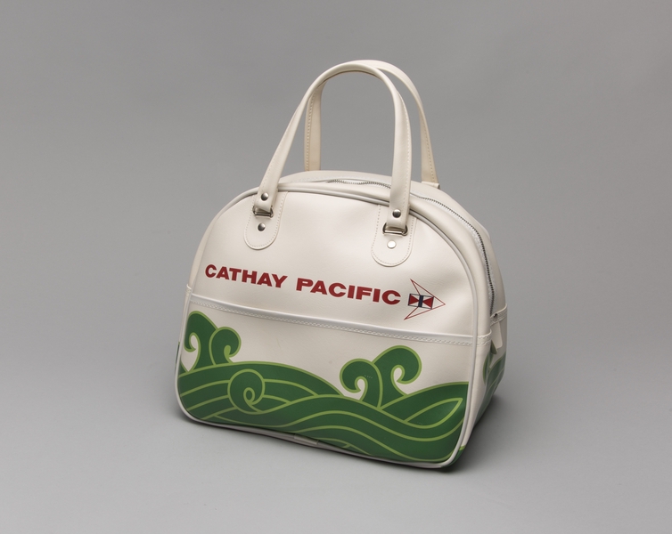 Image: airline bag: Cathay Pacific Airways