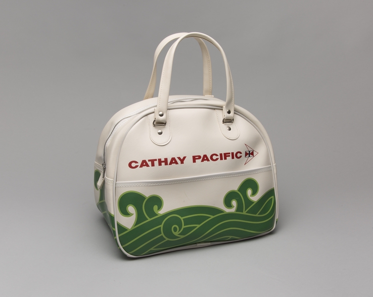 Image: airline bag: Cathay Pacific Airways