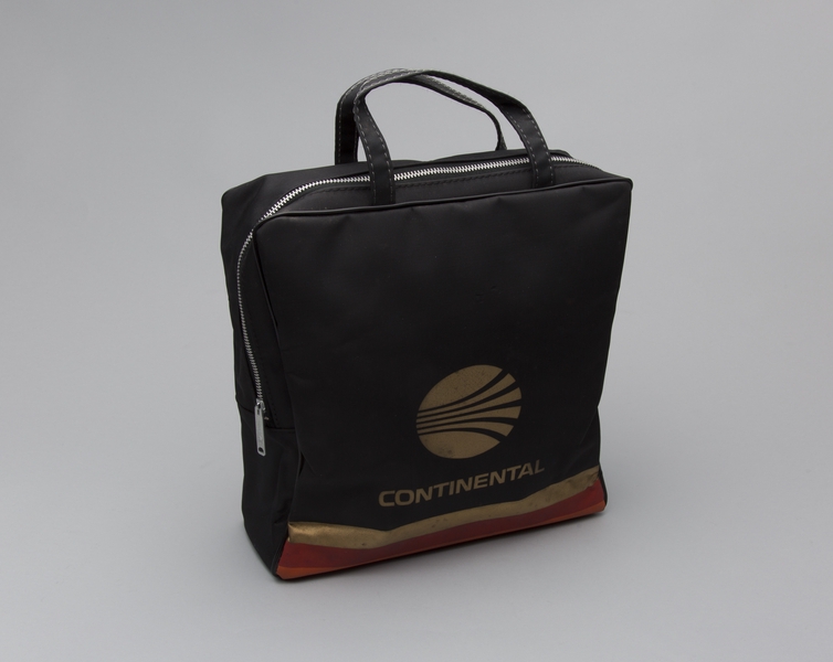 Image: airline bag: Continental Airlines