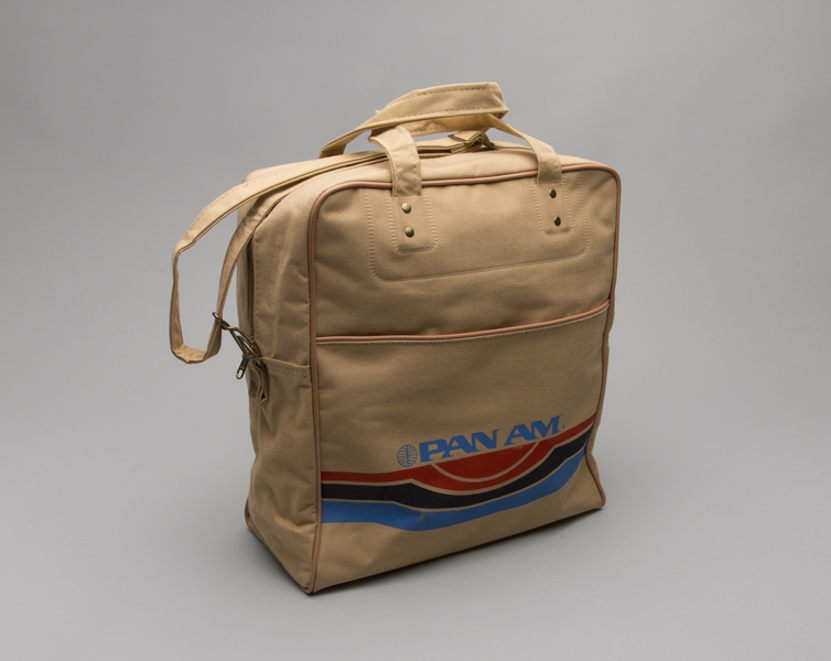 Image: airline bag: Pan American World Airways
