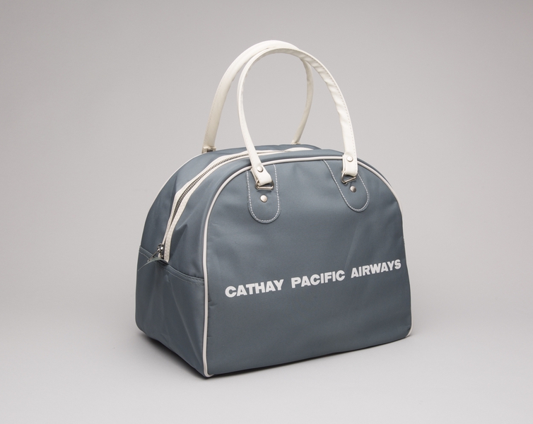 Image: airline bag: Cathay Pacific Airways
