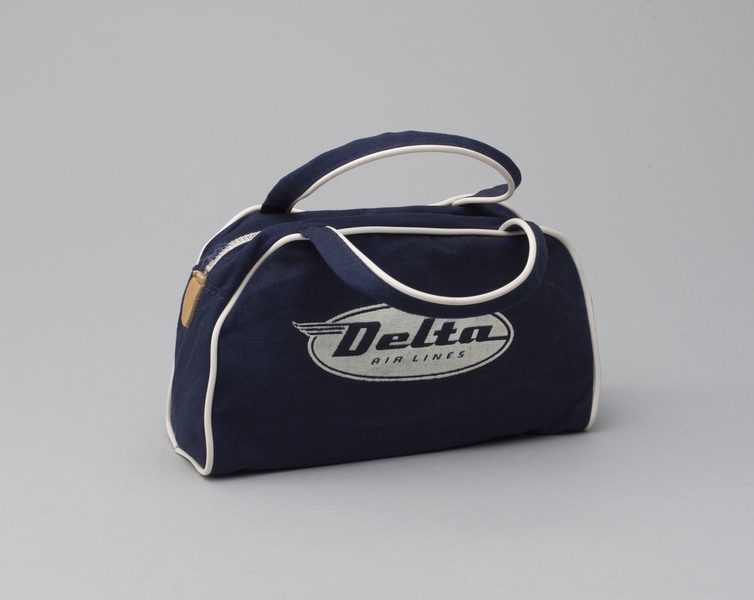 Image: miniature airline bag: Delta Air Lines