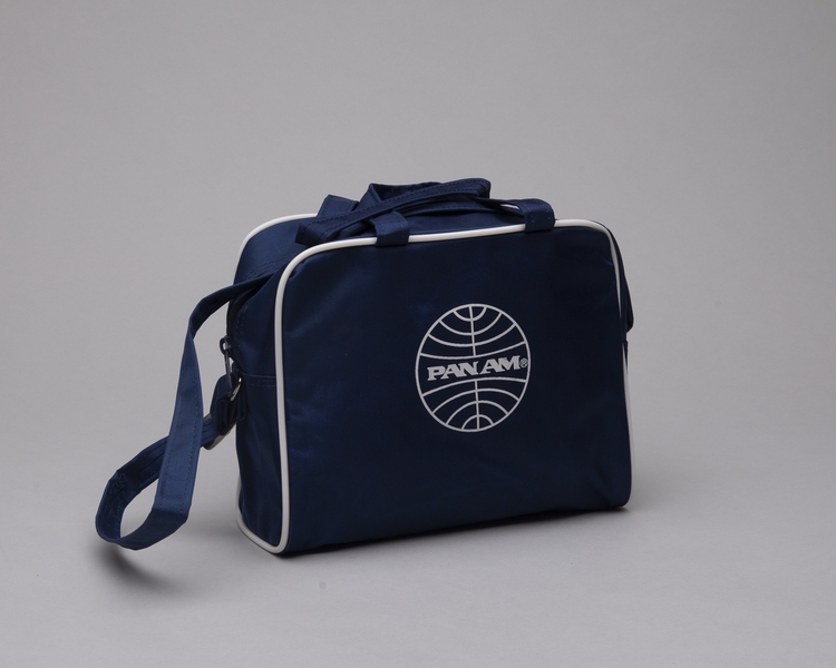 Image: airline bag: Pan American World Airways
