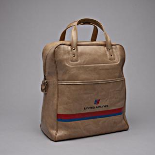 Image #5: airline bag: United Airlines
