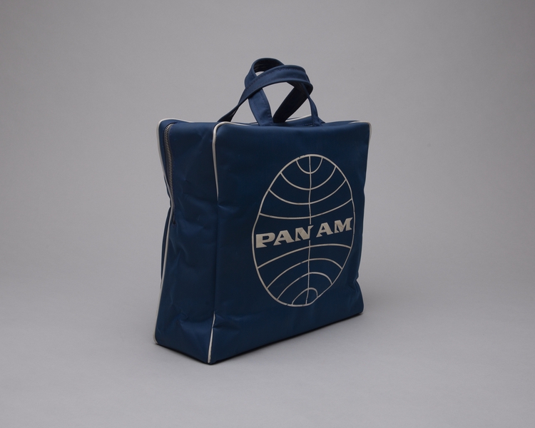 Image: airline bag: Pan American World Airways