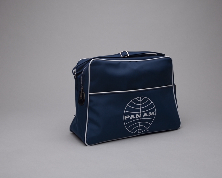 Image: airline bag: Pan American World Airways