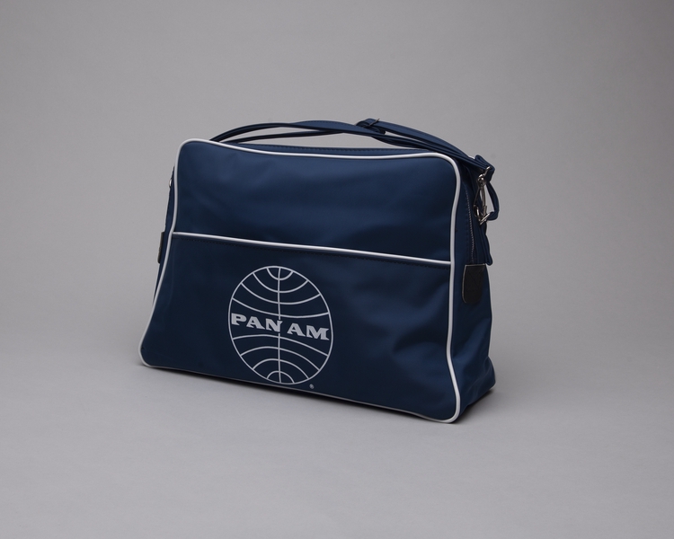 Image: airline bag: Pan American World Airways