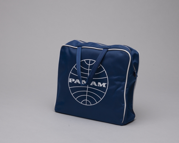 Image: airline bag: Pan American World Airways