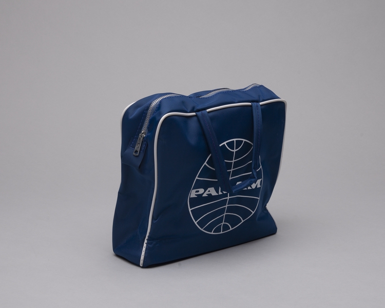 Image: airline bag: Pan American World Airways