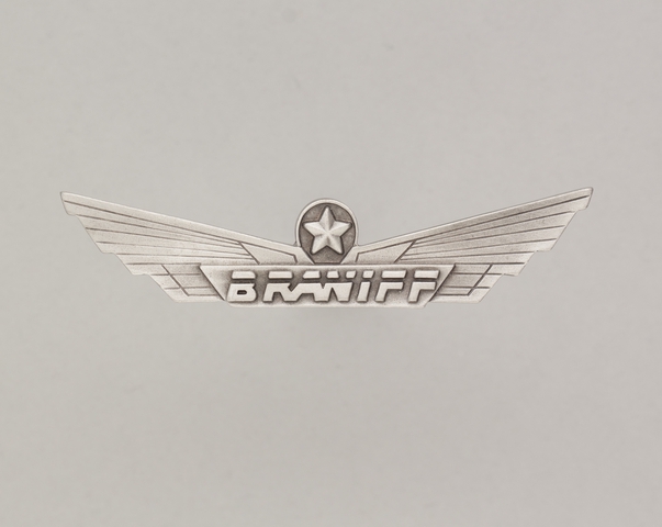 Flight officer wings: Braniff Inc.