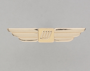 Image: flight attendant wings: United Airlines