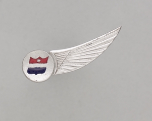 Image: stewardess hat badge: United Air Lines
