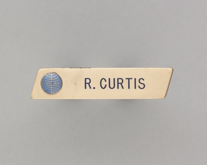 Image: name pin: Pan American World Airways, R. Curtis