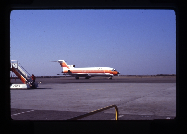 Slide: Pacific Southwest Airlines (PSA), Boeing 727-200