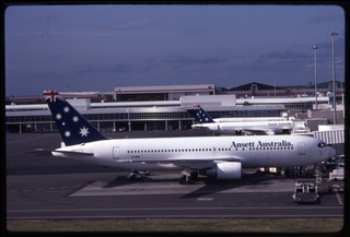 Image: slide: Ansett Australia, Boeing 767-277