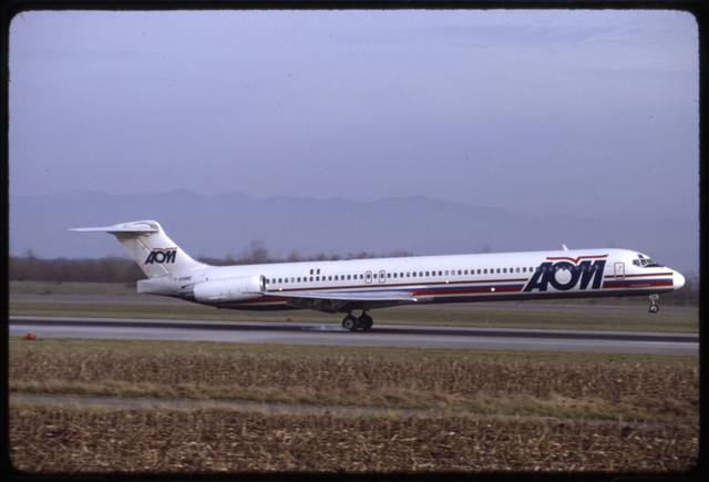 Slide: AOM French Airlines, McDonnell Douglas MD-83