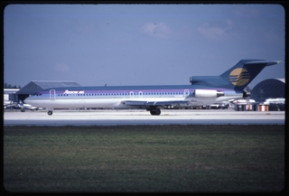 Image: slide: Arrow Air, Boeing 727-200