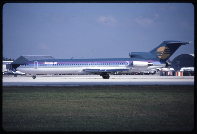 Slide: Arrow Air, Boeing 727-200