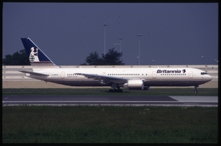 Image: slide: Britannia Airways, Boeing 767-300
