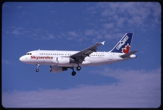 Image: slide: Skyservice Airlines, Airbus A319, McCarran International Airport (LAS)