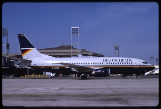 Image: slide: Deutsche BA (DBA), Boeing 737-800, Paris Charles de Gaulle Airport (CDG)