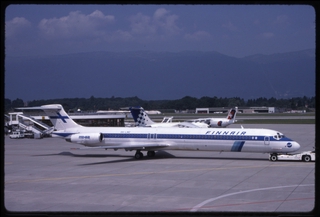 Image: slide: Finnair, McDonnell Douglas MD-82, Geneva Airport (GVA)