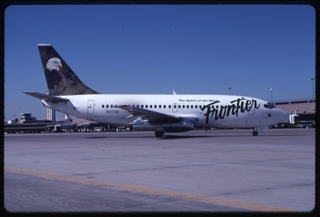 Image: slide: Frontier Airlines, Boeing 737-200