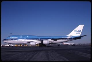 Image: slide: KLM Asia, Boeing 747-400, John F. Kennedy International Airport (JFK)