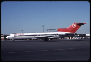Image: slide: Northwest Airlines, Boeing 727-200, Newark International Airport (EWR)