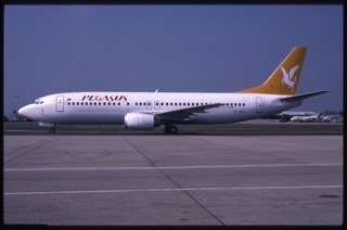 Image: slide: Pegasus Airlines, Boeing 737-400