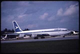 Image: slide: SAETA, Boeing 707-300, Miami International Airport (MIA)