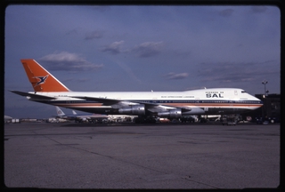 Image: slide: SAL (Suid-Afrikaanse Lugdiens), Boeing 747-200, John F. Kennedy International Airport (JFK)