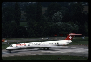 Image: slide: Swissair, McDonnell Douglas MD-81
