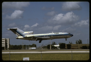 Image: slide: TAN Airlines, Boeing 727