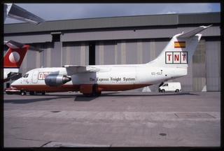 Image: slide: TNT Express Freight System, British Aerospace BAe-146