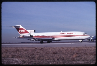 Image: slide: TWA (Trans World Airlines), Boeing 727-200, John F. Kennedy International Airport (JFK)