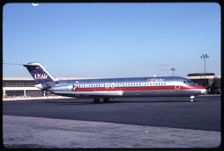 Image: slide: USAir, McDonnell Douglas DC-9-30, Newark International Airport (EWR)