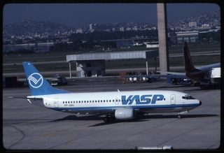 Image: slide: VASP, Boeing 737-300, Rio de Janeiro-Galeao International Airport (GIG)