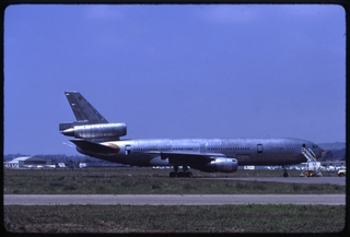 Image: slide: McDonnell Douglas DC-10-10, Santa Barbara Municipal Airport (SBA)