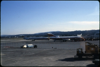 Image: slide: Pacific Southwest Airlines (PSA), Boeing 727, San Francisco International Airport (SFO)