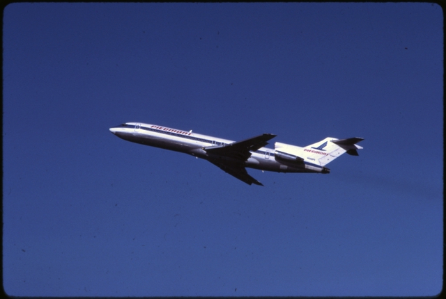 Slide: Piedmont Airlines, Boeing 727, San Francisco International Airport (SFO)