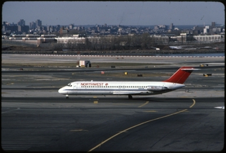 Image: slide: Northwest Orient Airlines, Douglas DC-9-30, LaGuardia Airport (LGA)