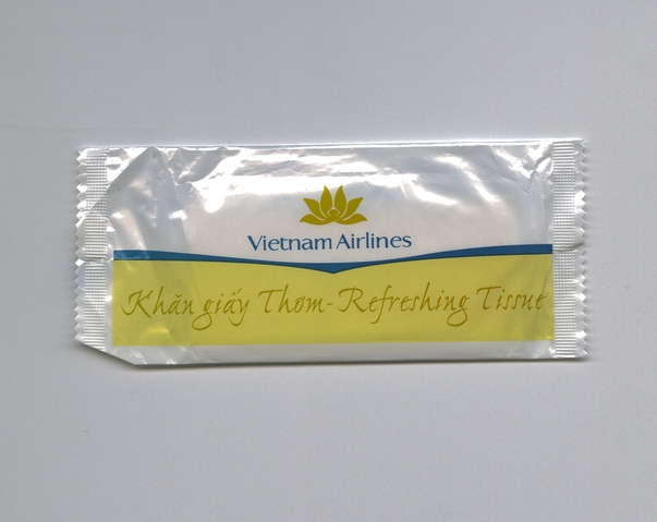 Towelette: Vietnam Airlines
