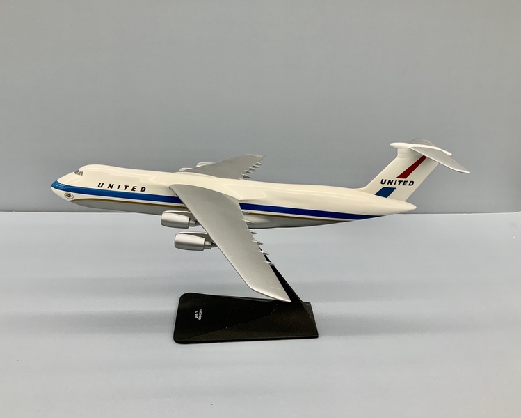 Image: model airplane: United Air Lines, Lockheed L-500 (C-5) concept airliner