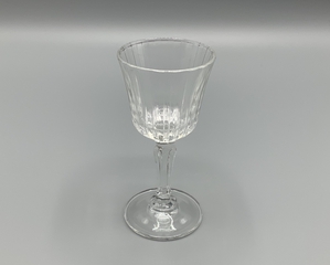 Image: cordial glass: United Airlines