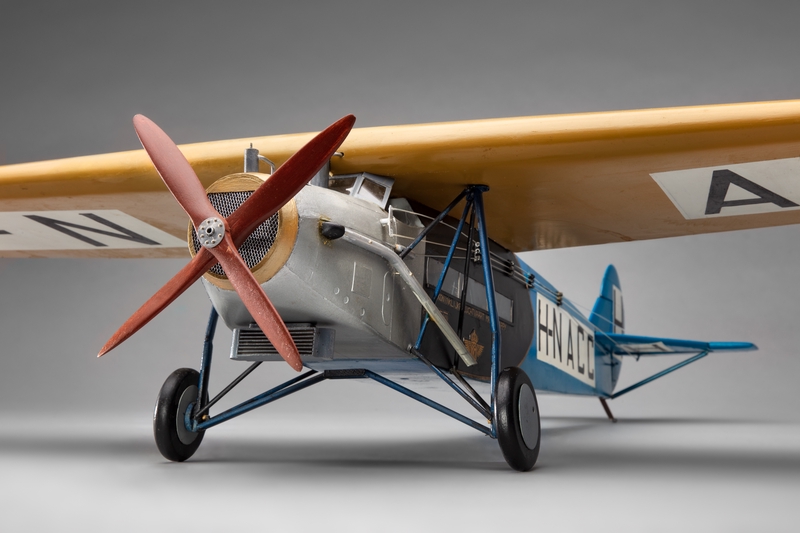 Image: model airplane: KLM (Royal Dutch Airlines), Fokker F.VII
