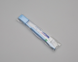 Image: toothbrush set: Korean Air Lines