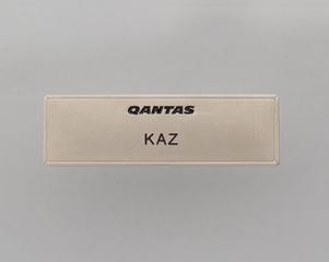 Image: name pin: Qantas Airways, Kaz