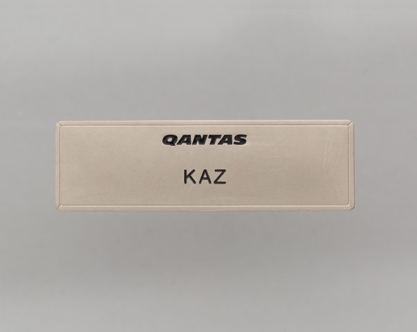 Name pin: Qantas Airways, Kaz