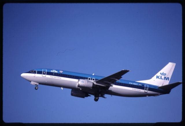 Slide: KLM (Royal Dutch Airlines), Boeing 737-400, Amsterdam Airport Schiphol (AMS)